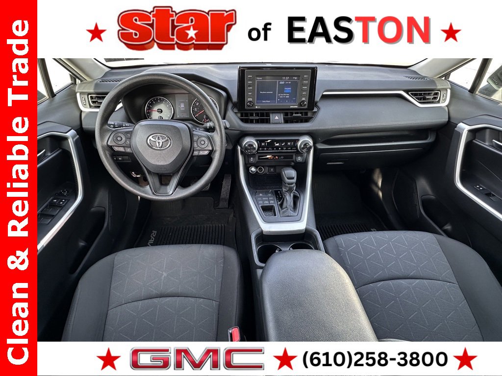 Used 2020 Toyota RAV4 XLE image 18