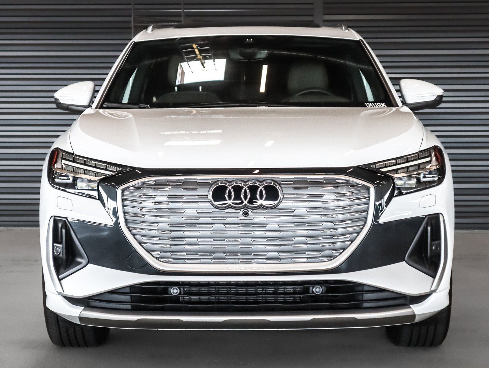 Used 2023 Audi Q4 e-tron Prestige AWD/4WD image 14