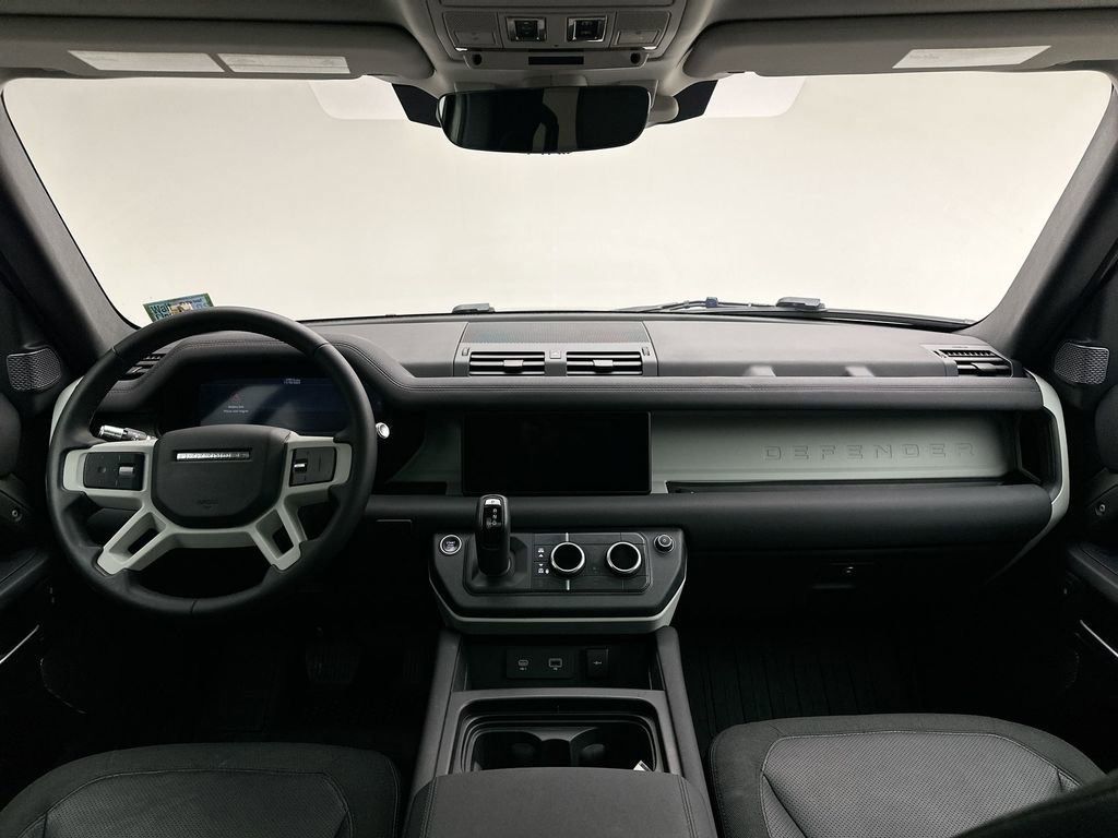 Used 2021 Land Rover Defender 110 S image 8