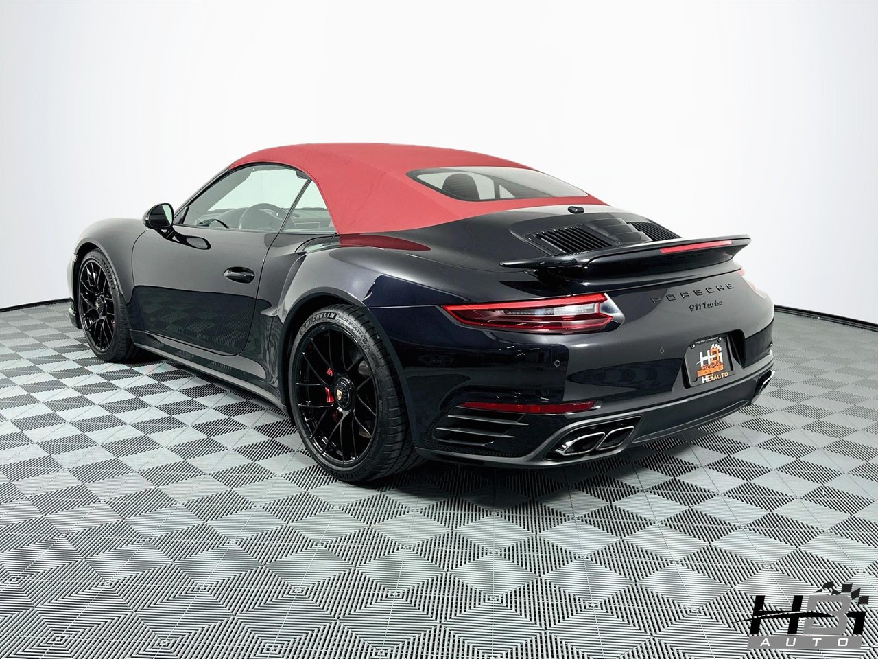 Used 2019 Porsche 911 Turbo AWD/4WD image 7