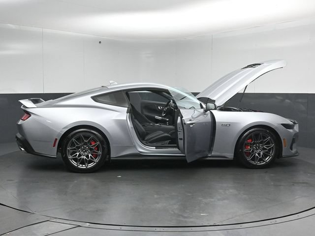 Certified 2025 Ford Mustang GT Premium w/ GT Performance Package RWD image 56