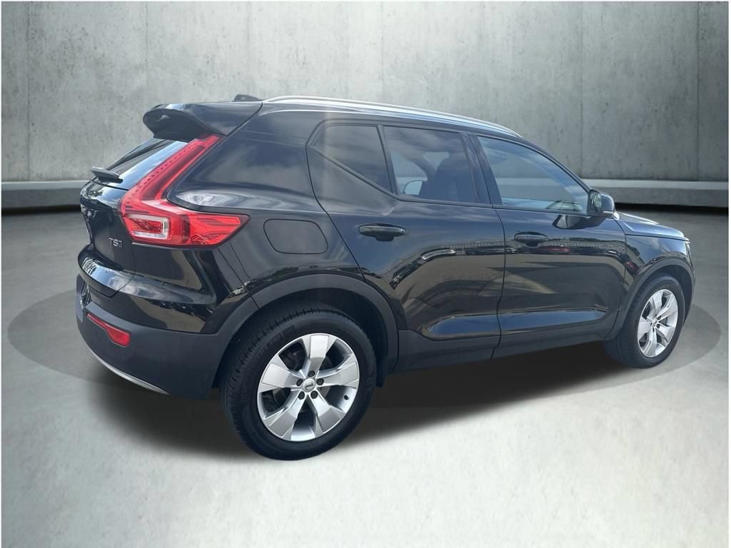 Used 2019 Volvo XC40 T5 Momentum AWD/4WD image 5