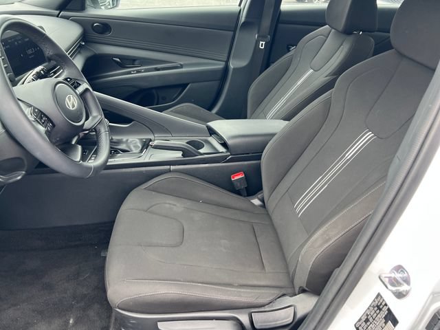 Used 2025 Hyundai Elantra Sport FWD image 10