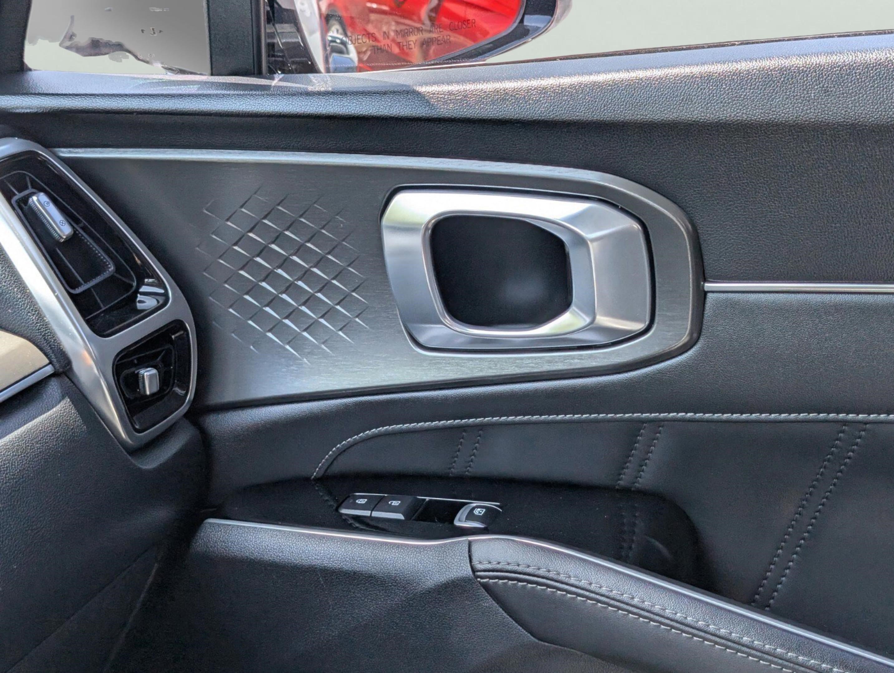 Used 2022 Kia Sorento SX image 50