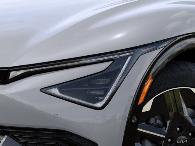 New 2025 Kia EV6 Wind image 13