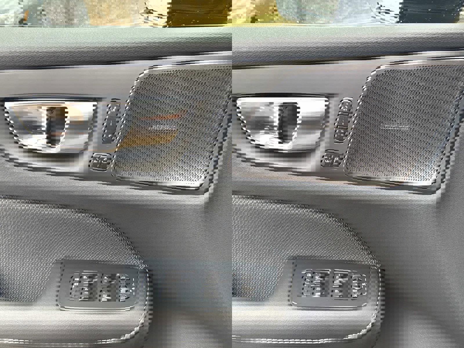 Certified 2024 Volvo S60 T8 Ultimate image 18