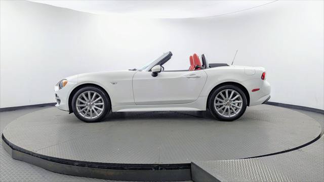 Used 2018 FIAT 124 Spider Lusso RWD image 3