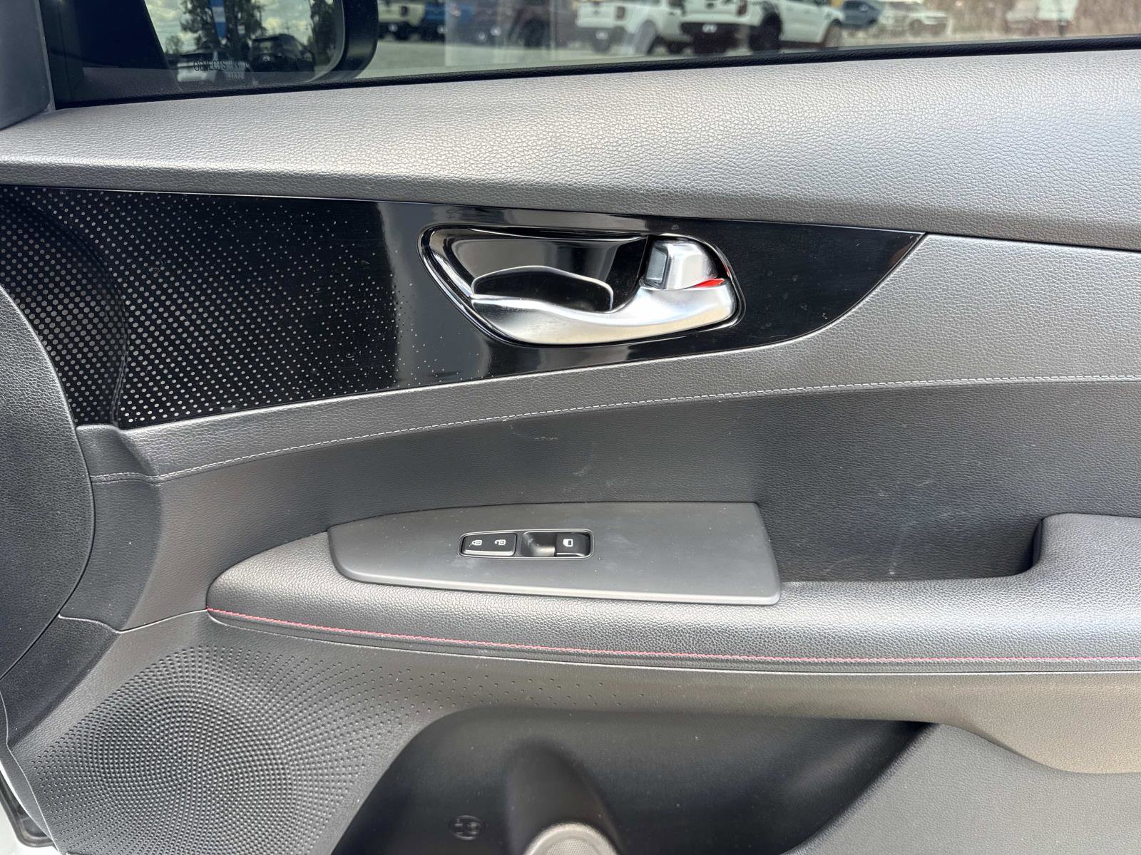 Used 2023 Kia Forte GT w/ GT2 Package image 14