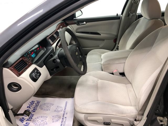 Used 2010 Chevrolet Impala LS FWD image 19