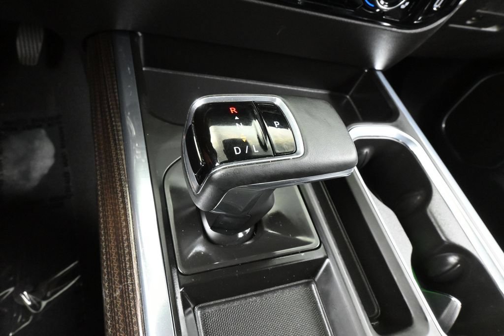 Used 2024 Chevrolet Silverado 1500 RST AWD/4WD image 29