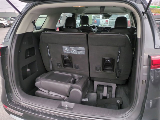 Used 2024 Kia Carnival LX image 25