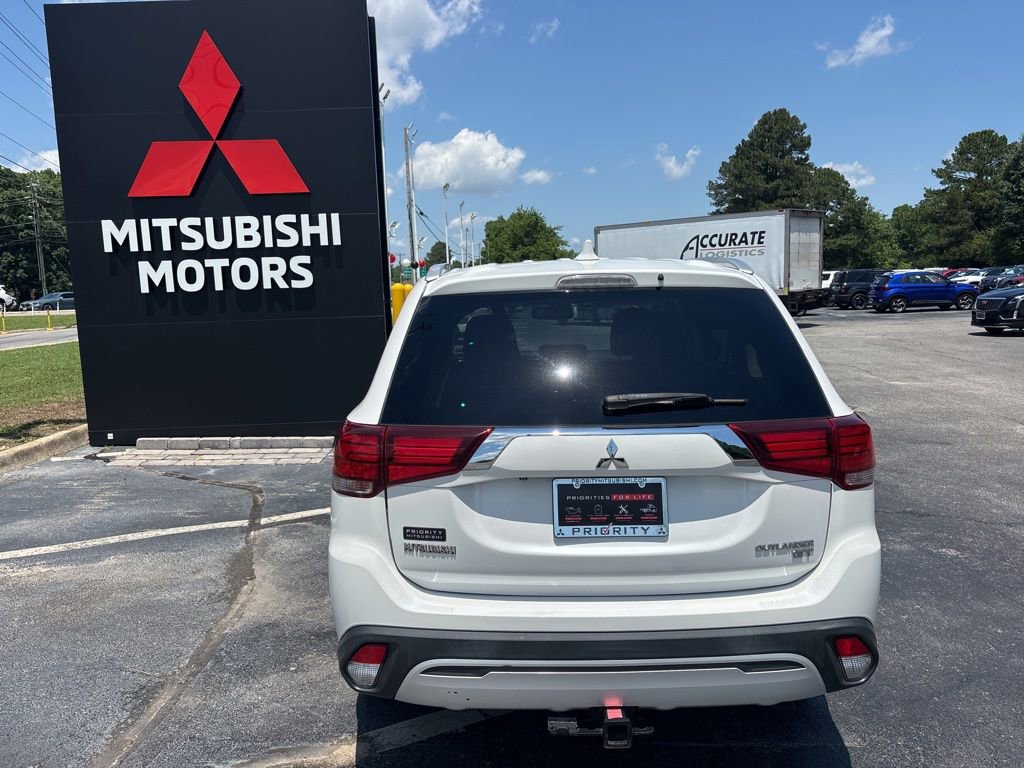 Used 2019 Mitsubishi Outlander GT AWD/4WD image 4