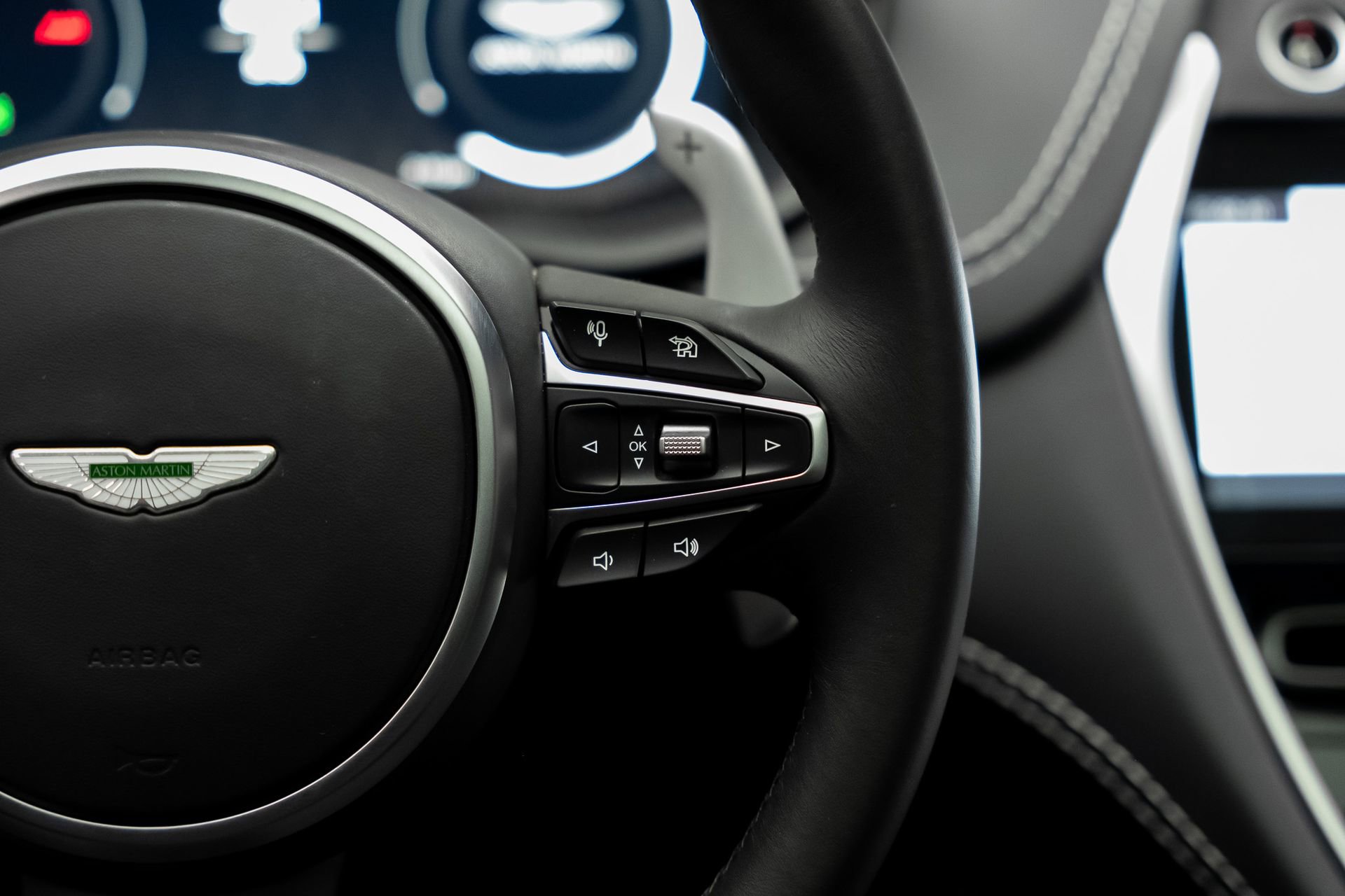 Used 2023 Aston Martin DBX 707 AWD/4WD image 45
