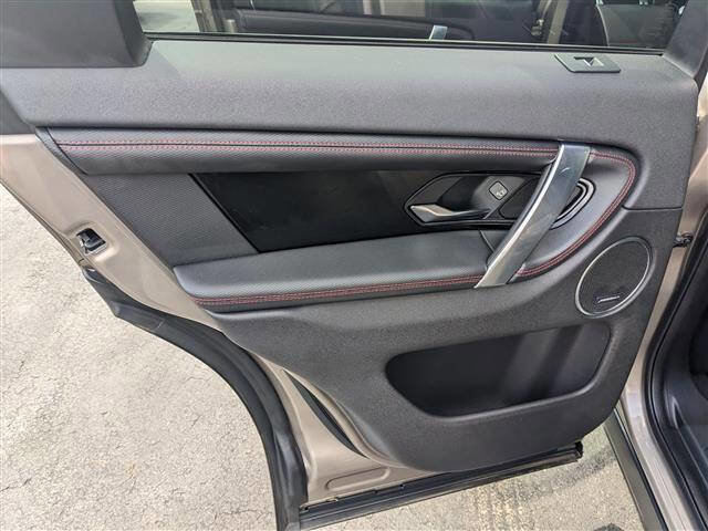 Used 2022 Land Rover Discovery Sport S R-Dynamic image 12