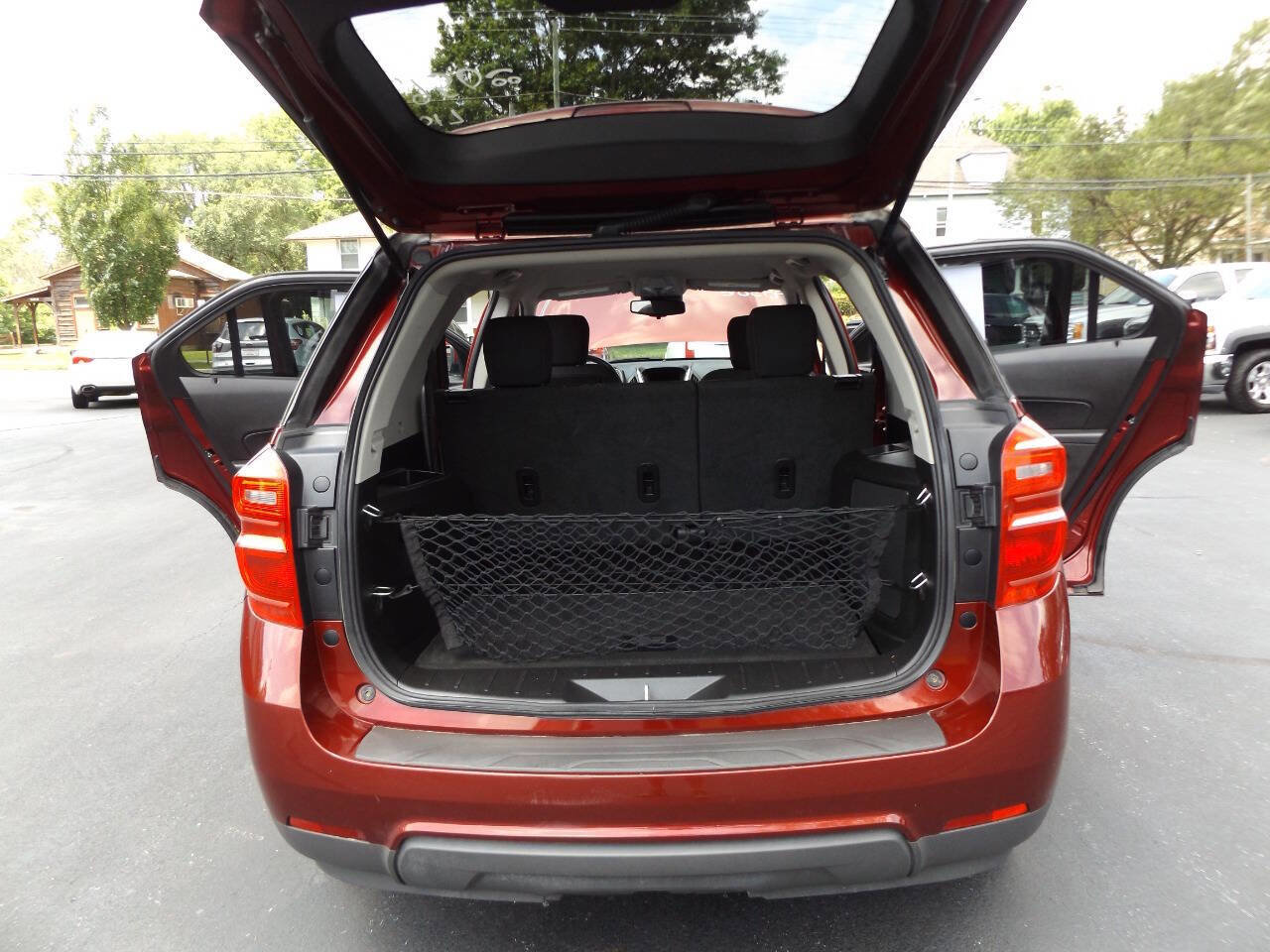 Used 2017 Chevrolet Equinox LT w/ Convenience Package image 28