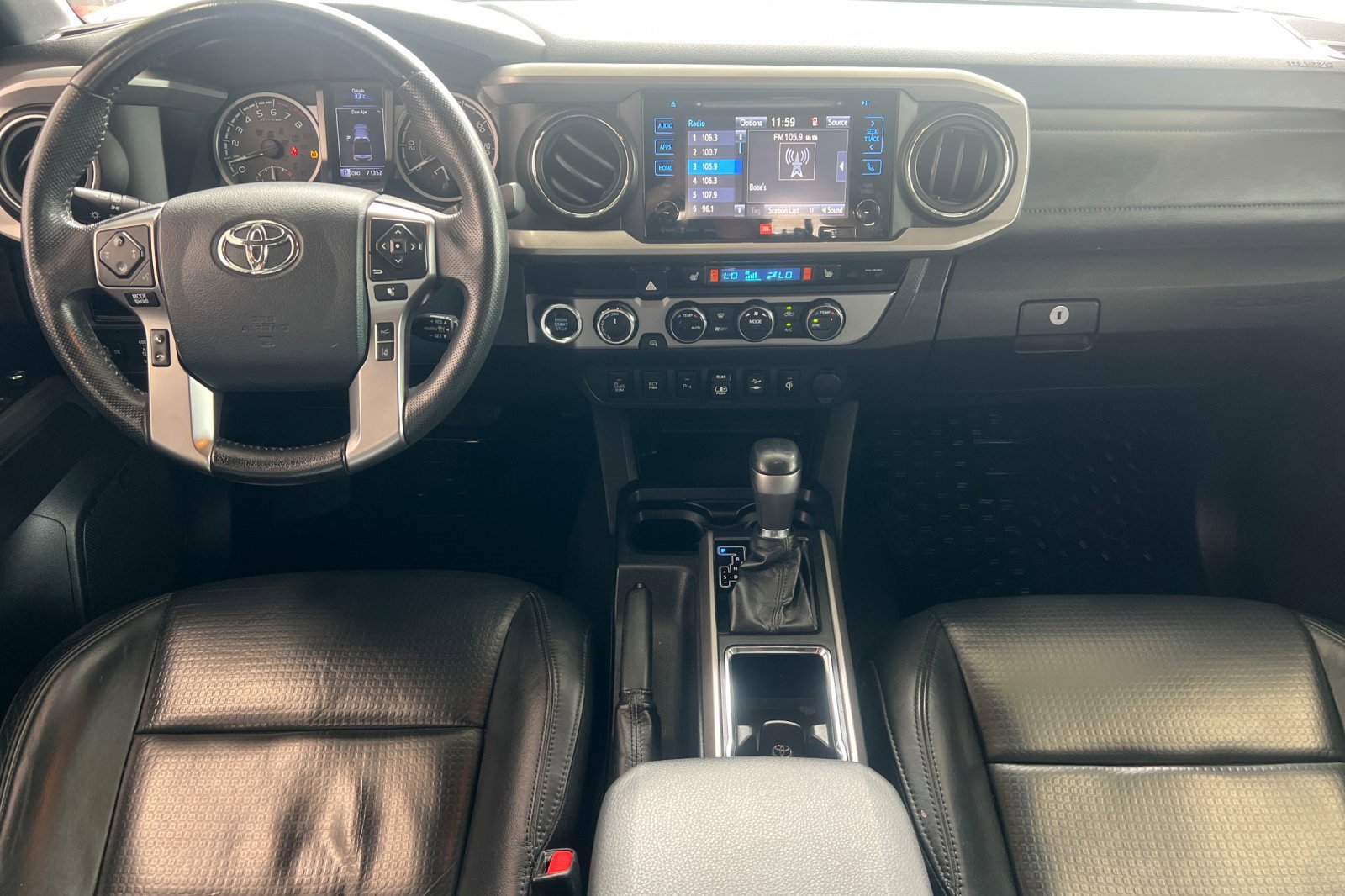 Used 2018 Toyota Tacoma Limited image 10