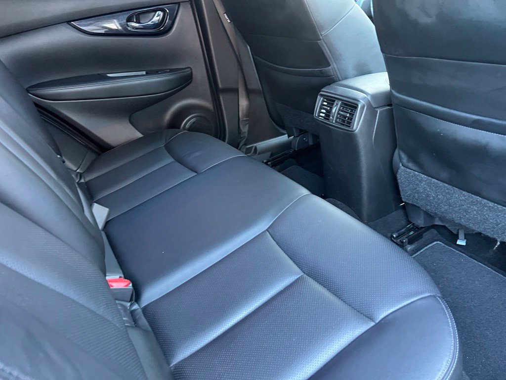 Used 2017 Nissan Rogue Sport SL w/ SL Premium Package FWD image 20