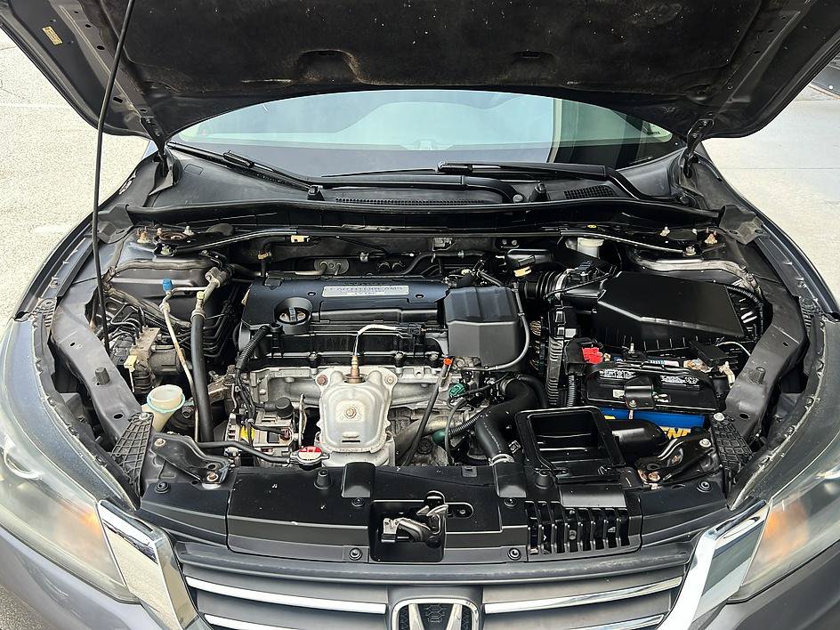 Used 2014 Honda Accord Sport image 9