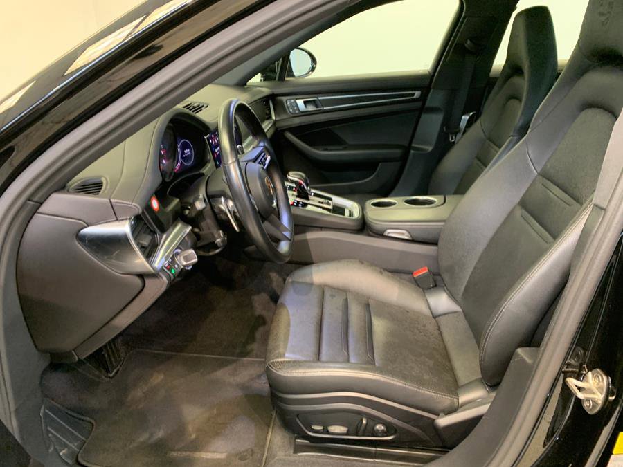 Used 2023 Porsche Panamera 4 Platinum Edition w/ Assistance Package image 18