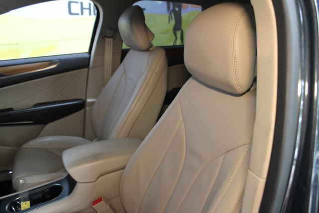 Used 2019 Lincoln MKC Select w/ Select Plus Package AWD/4WD image 20