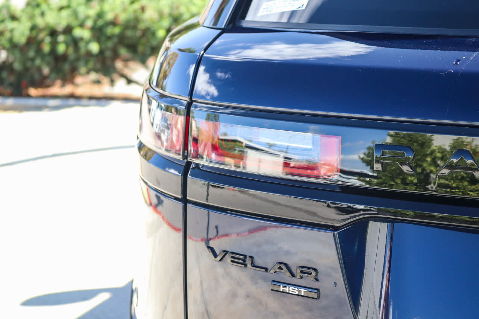Certified 2023 Land Rover Range Rover Velar HST AWD/4WD image 6