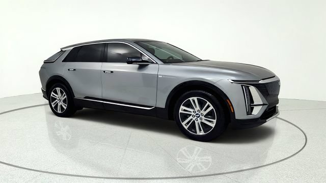 Used 2024 Cadillac Lyriq Tech RWD image 15