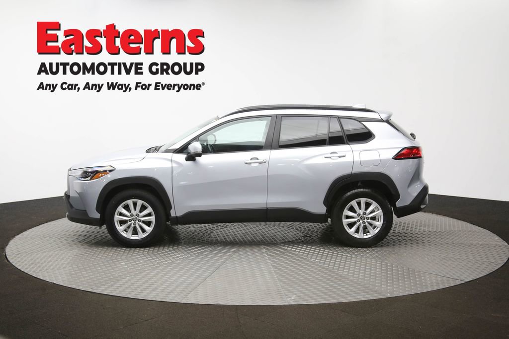 Used 2024 Toyota Corolla Cross LE image 59
