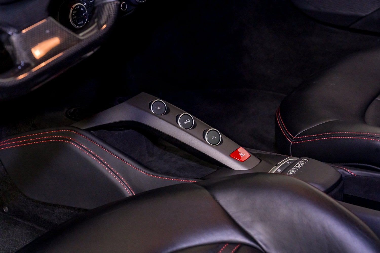 Used 2019 Ferrari 488 GTB RWD image 20