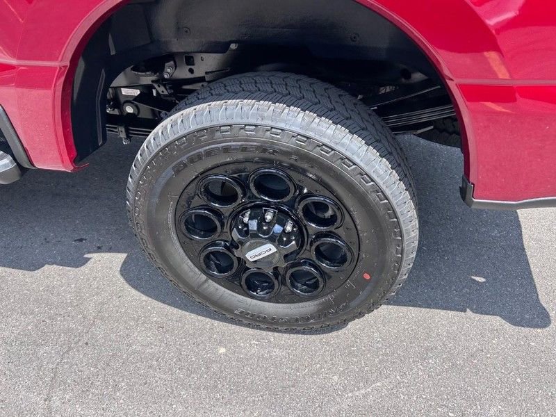 New 2025 Ford F350 Lariat w/ Black Appearance Package image 8