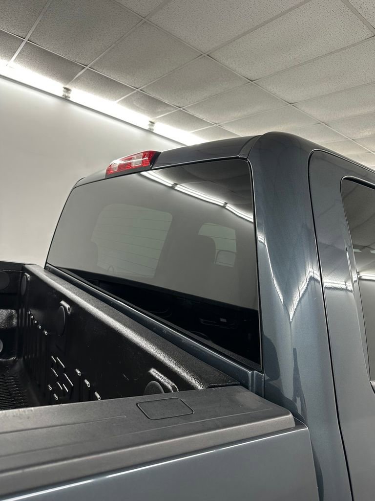 Used 2018 Chevrolet Silverado 1500 LT w/ All Star Edition image 30