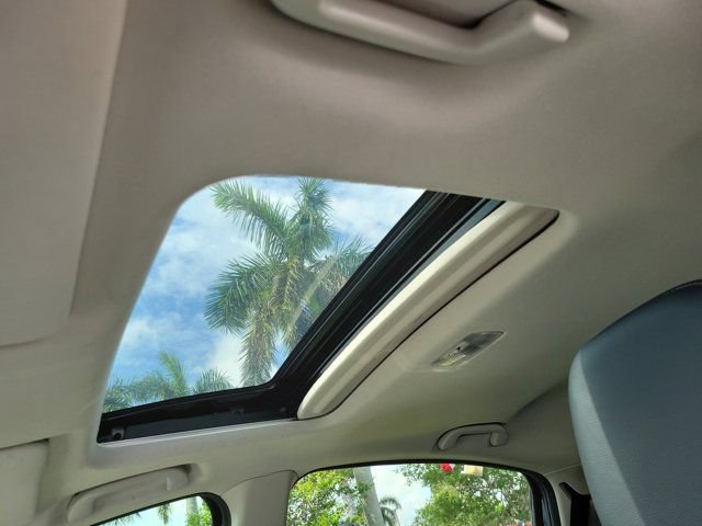 Used 2019 Honda HR-V EX-L image 14