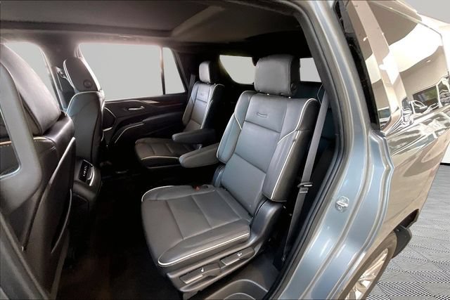 Certified 2023 Cadillac Escalade Premium Luxury AWD/4WD image 16