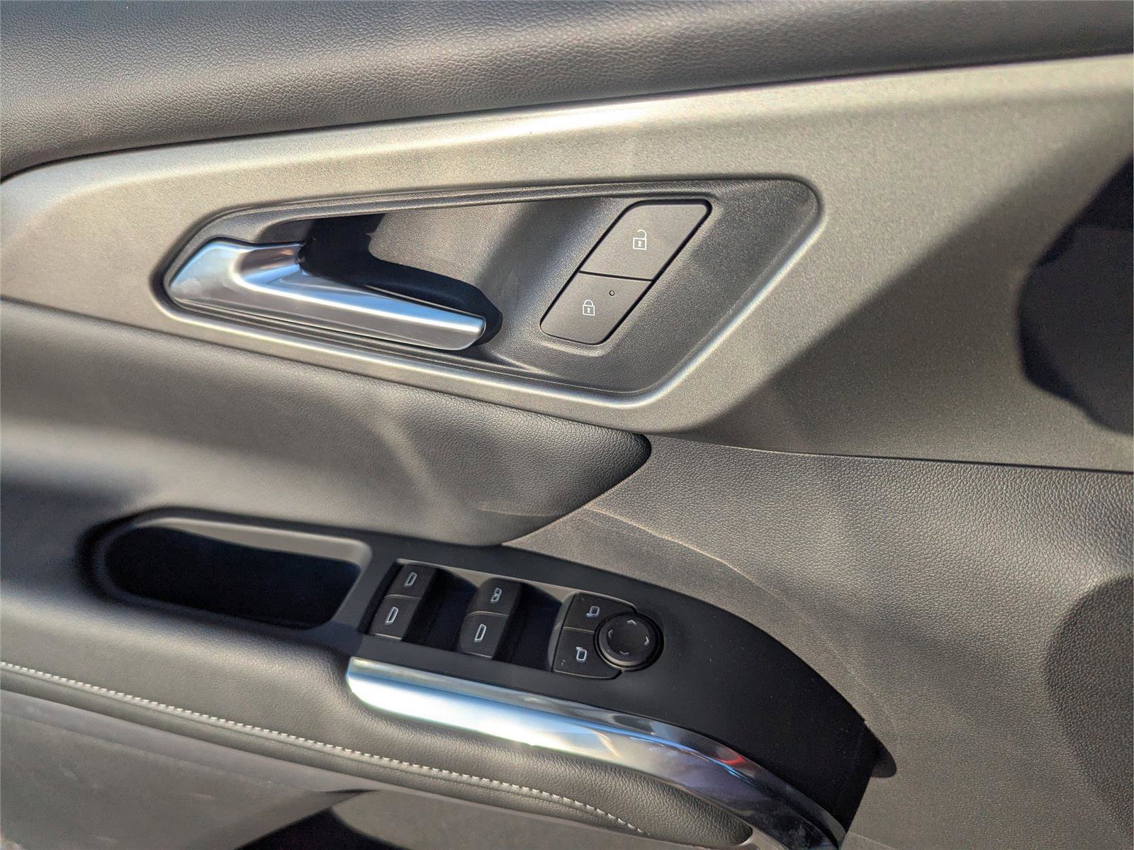 New 2026 Chevrolet Traverse LT w/ Driver Confidence Package image 21