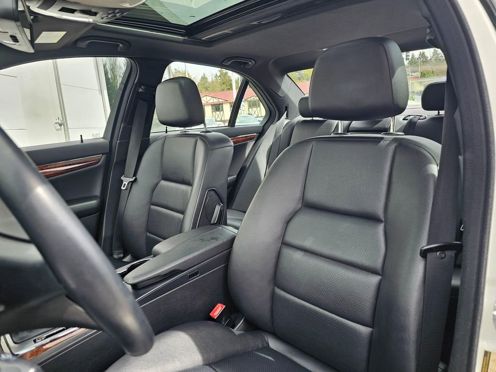 Used 2011 Mercedes-Benz C 300 4MATIC Sedan image 21
