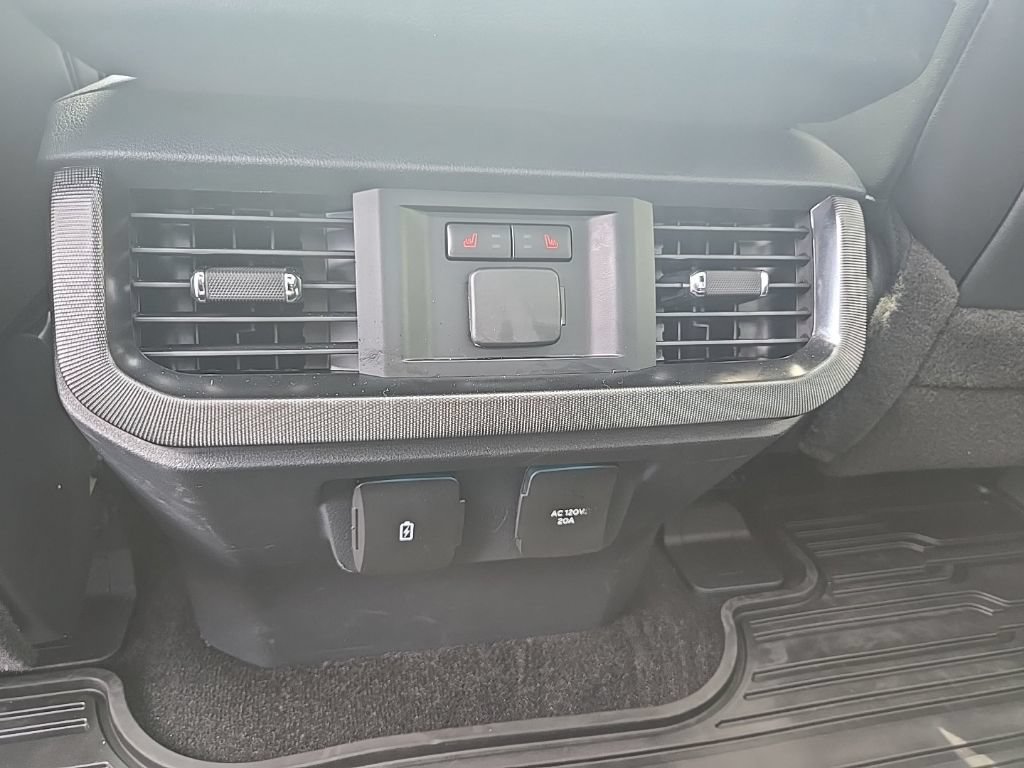 Used 2023 Ford F150 Platinum w/ Equipment Group 701A High AWD/4WD image 28