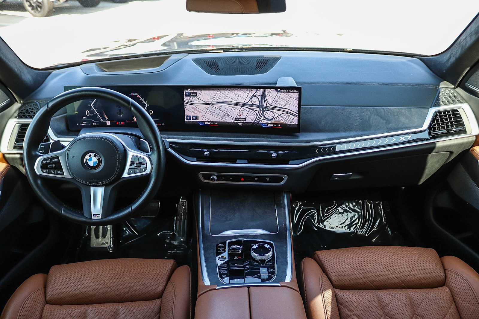 Used 2023 BMW X7 xDrive40i w/ Executive Package AWD/4WD image 16
