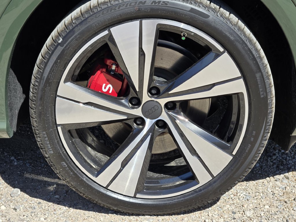 New 2026 Audi SQ5 Prestige AWD/4WD image 15