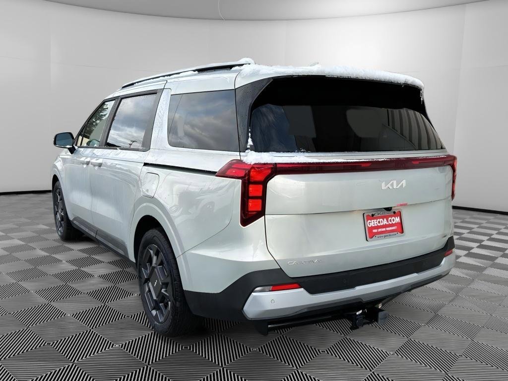 New 2026 Kia Carnival EX FWD image 6