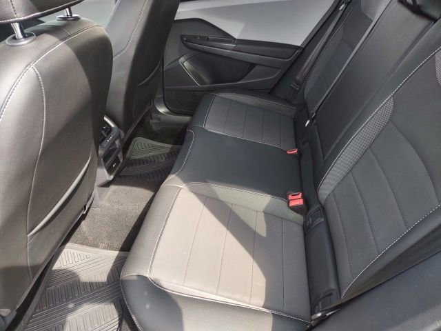 Used 2022 Volkswagen Taos SE image 16