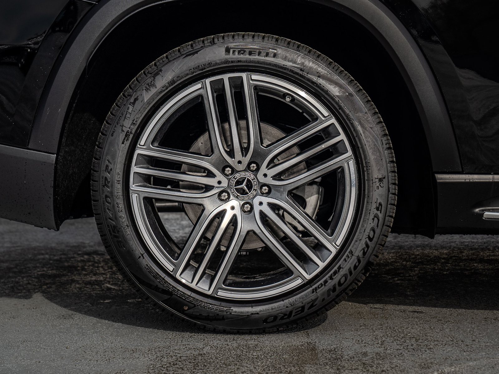 Certified 2026 Mercedes-Benz GLS 450 4MATIC image 13