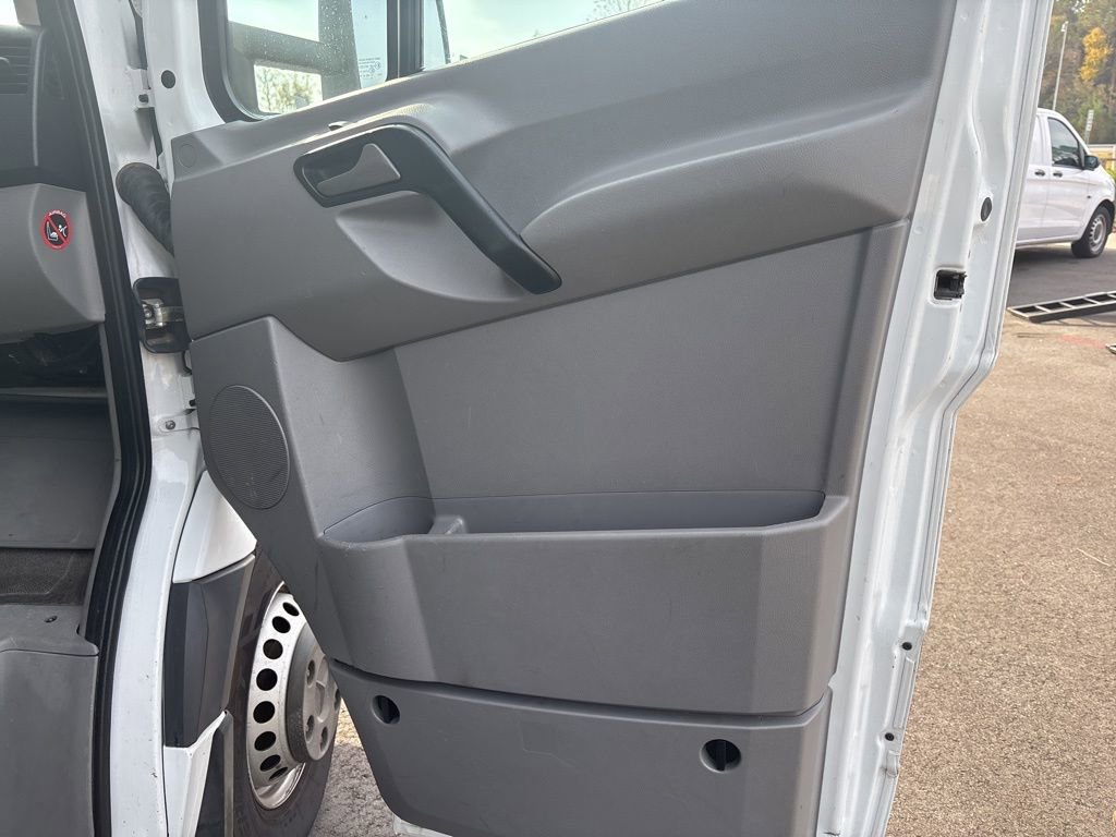 Used 2016 Mercedes-Benz Sprinter 3500 image 16