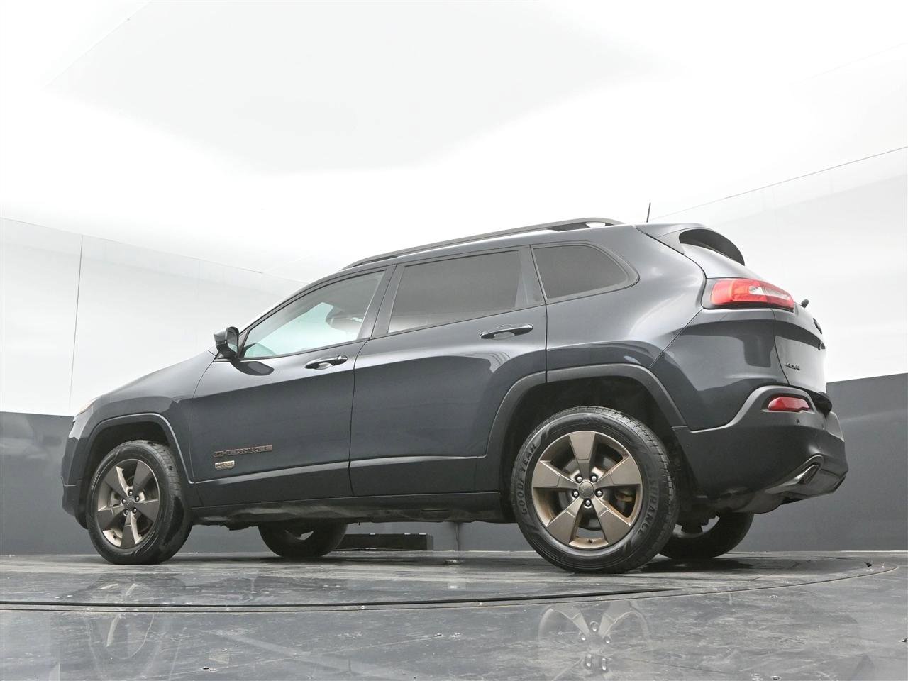 Used 2017 Jeep Cherokee 75th Anniversary image 36