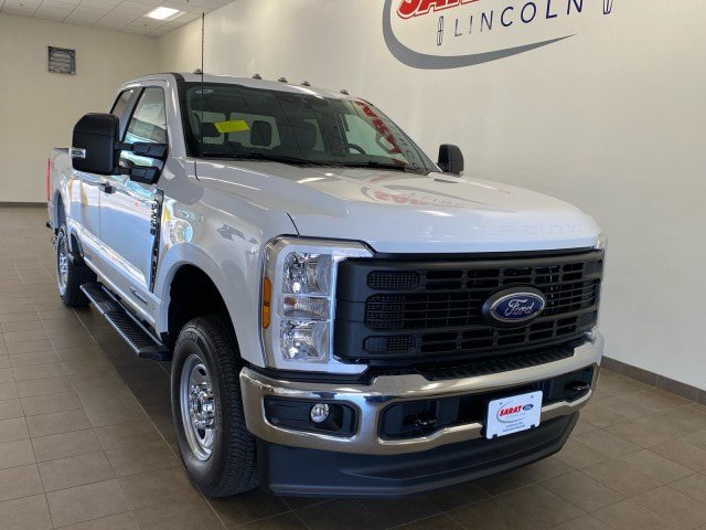 New 2026 Ford F250 XL w/ FX4 Off-Road Package AWD/4WD image 2