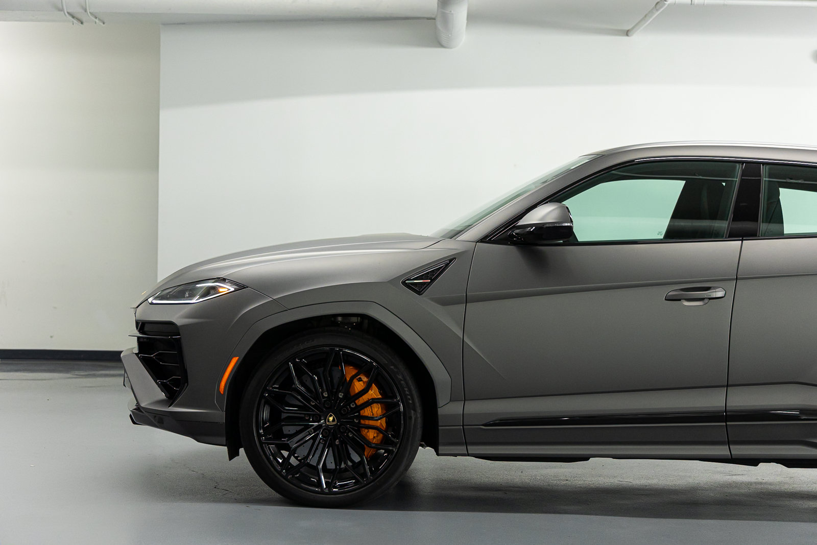 Used 2025 Lamborghini Urus S AWD/4WD image 14
