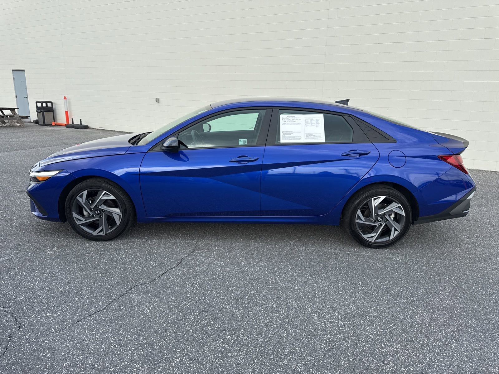 Certified 2025 Hyundai Elantra Sport image 4