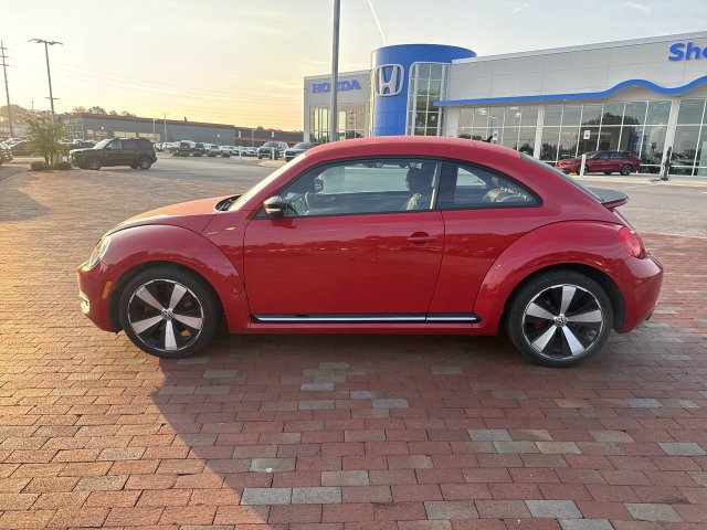 Used 2012 Volkswagen Beetle 2.0T FWD image 5