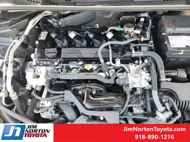 Used 2026 Toyota Corolla LE FWD image 30