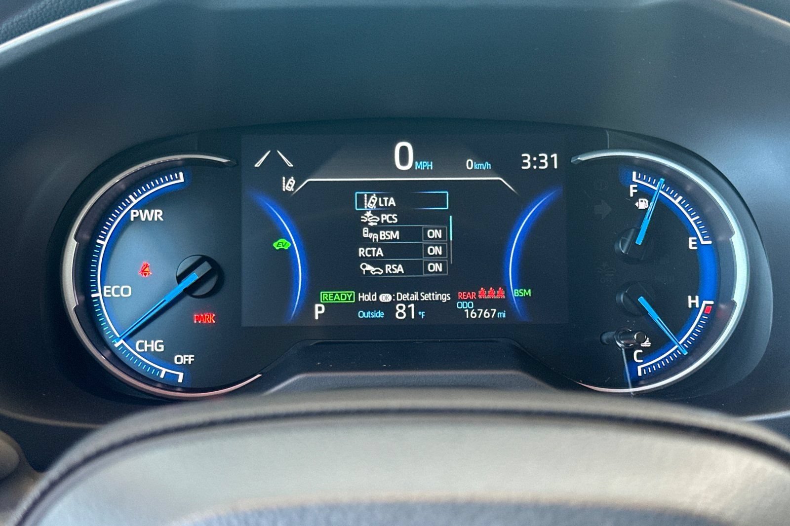 Used 2024 Toyota RAV4 LE AWD/4WD image 28