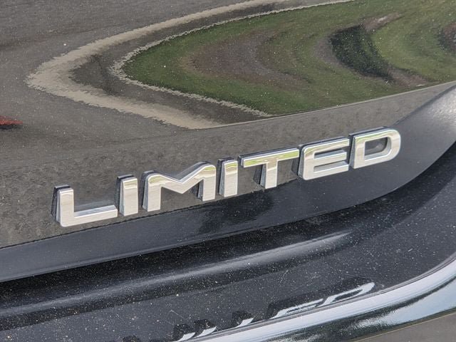 Used 2020 Toyota Highlander Limited FWD image 34