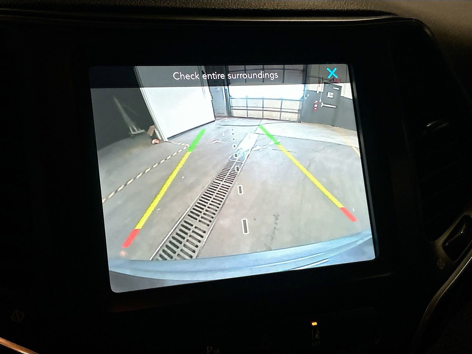 Used 2022 Jeep Cherokee Trailhawk w/ Comfort/Convenience Group image 13